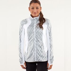 Lululemon Run: Nothin' But Run JacketBlazer Print / White Size 6